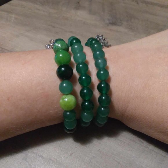 3 Jade and Aventurine Bracelets - Picture 3 of 4